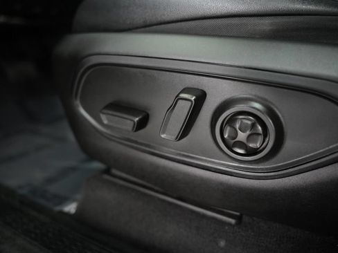 Used 2023 Jeep Grand Cherokee L Laredo AWD/4WD image 49