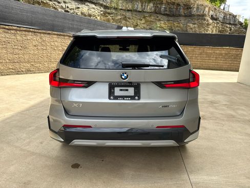 Used 2025 BMW X1 xDrive28i w/ Convenience Package image 4
