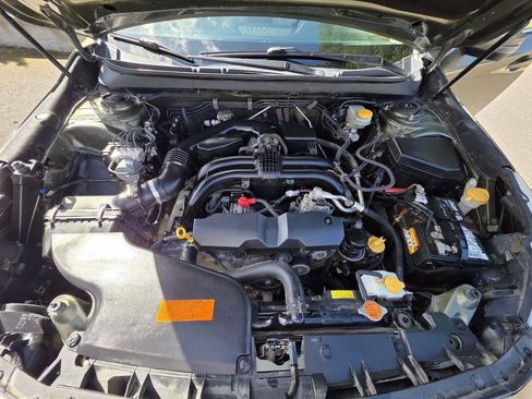 Used 2015 Subaru Outback 2.5i Premium AWD/4WD image 12