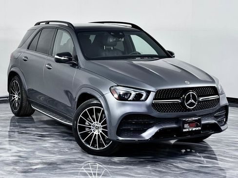 Used 2023 Mercedes-Benz GLE 450 4MATIC w/ AMG Line Exterior image 3