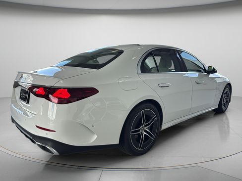 Used 2025 Mercedes-Benz E 350 Sedan w/ Winter Package image 5