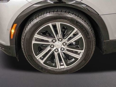 Used 2026 Cadillac Lyriq Premium Luxury image 20