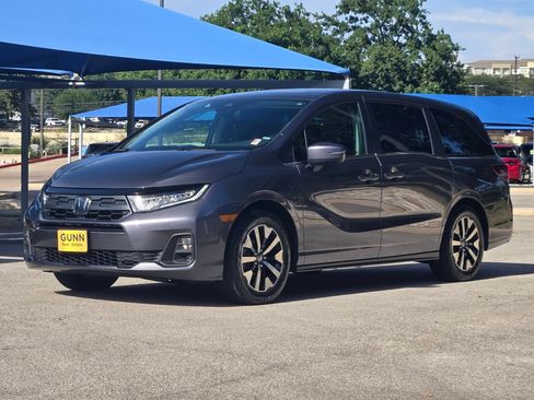Used 2025 Honda Odyssey EX-L image 7