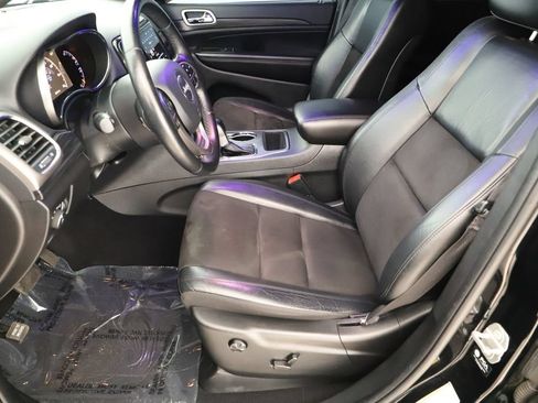 Used 2021 Jeep Grand Cherokee Laredo X RWD image 23