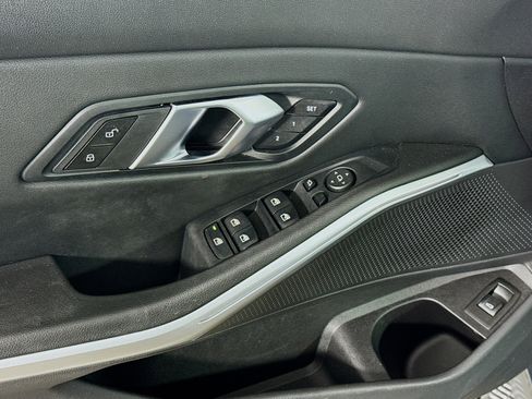 Used 2024 BMW 330i Sedan w/ Convenience Package image 24