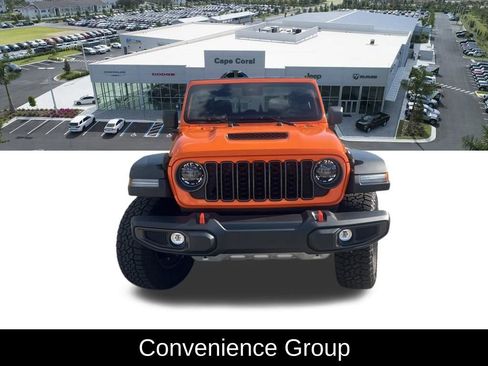 Used 2025 Jeep Gladiator Mojave w/ Safety Group image 5