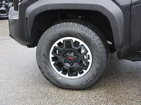 New 2026 Toyota Tacoma TRD Off-Road image 28