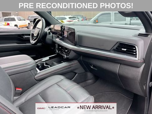 Used 2025 Chevrolet Tahoe RST w/ Comfort Package AWD/4WD image 30