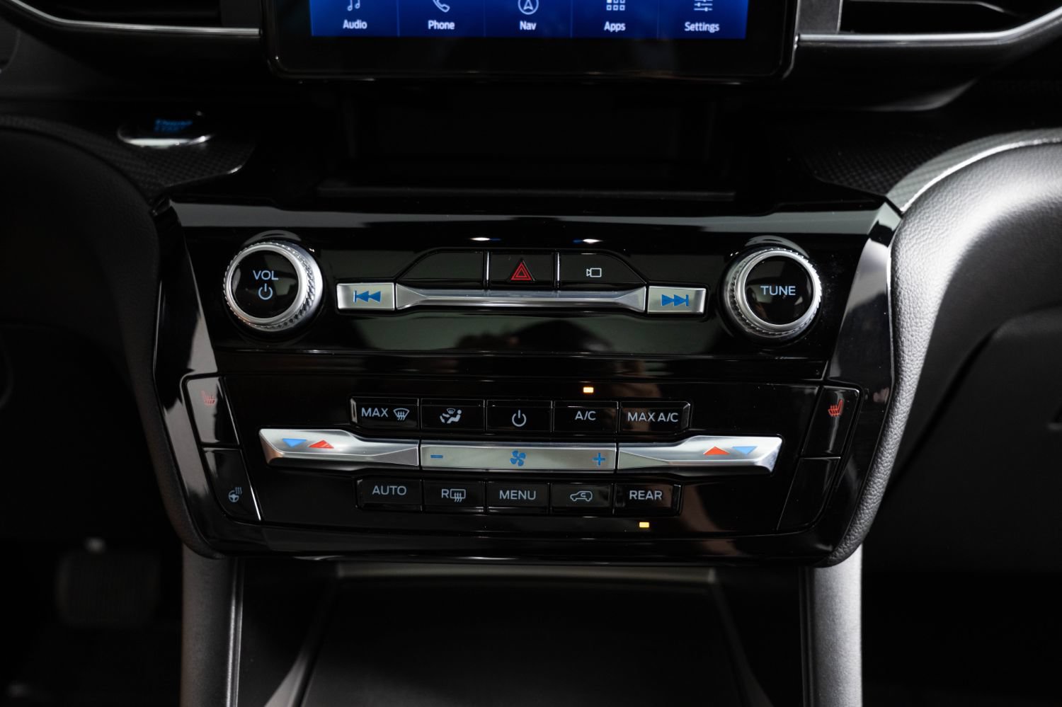 Used 2022 Ford Explorer ST-Line w/ Class IV Trailer Tow Package AWD/4WD image 39
