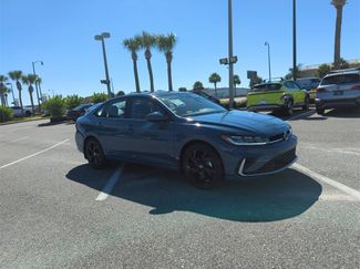 New 2026 Volkswagen Jetta SE video 2