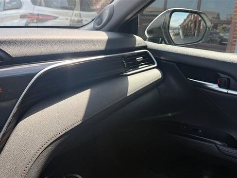 Used 2018 Toyota Camry XLE w/ Audio Package image 35