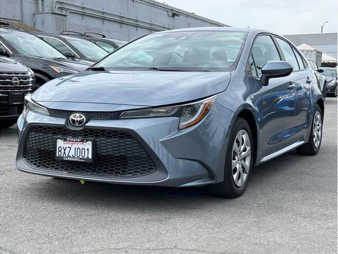 Used 2022 Toyota Corolla LE image 25