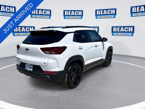 New 2026 Chevrolet TrailBlazer LT w/ Convenience Package FWD image 8