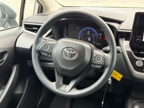 Used 2026 Toyota Corolla LE FWD image 24