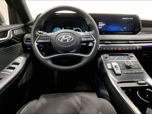 Used 2025 Hyundai Palisade Calligraphy image 7