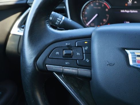 Used 2021 Cadillac XT6 Premium Luxury image 13