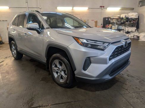 Certified 2022 Toyota RAV4 XLE image 1