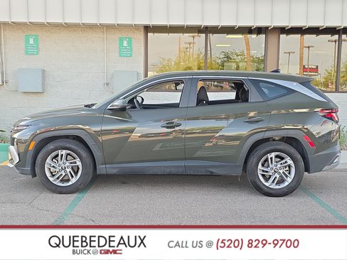Used 2025 Hyundai Tucson SE FWD image 4
