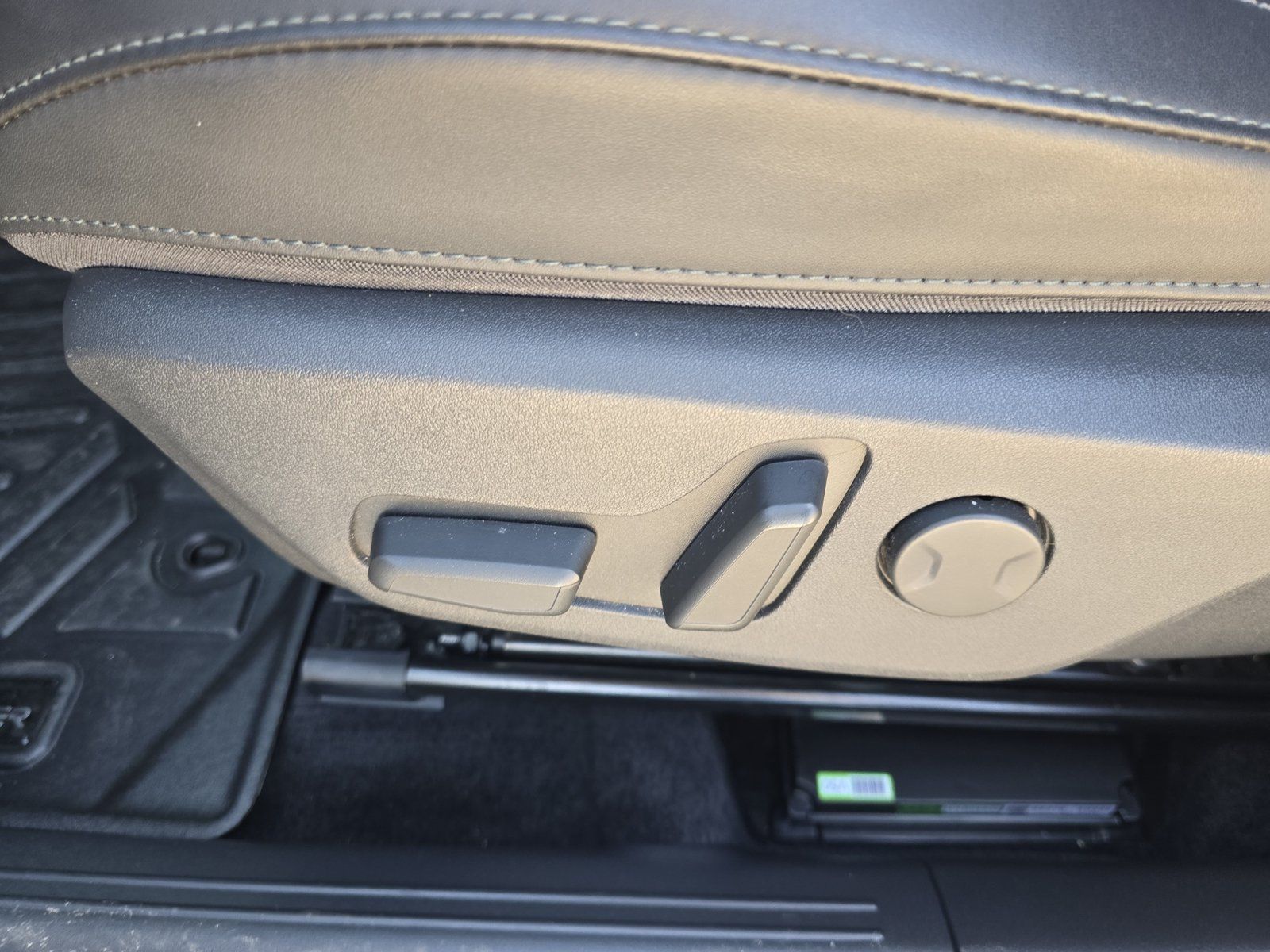 Used 2023 Kia Niro Wave FWD image 16
