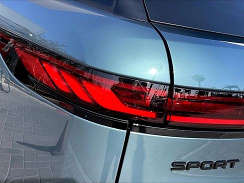 Used 2025 Land Rover Range Rover Sport SE image 29