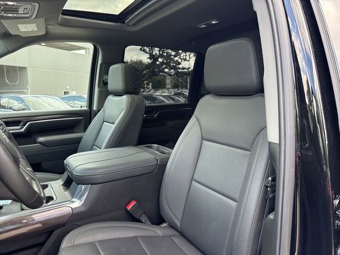 Used 2025 Chevrolet Silverado 2500 LTZ w/ LTZ Plus Package AWD/4WD image 13