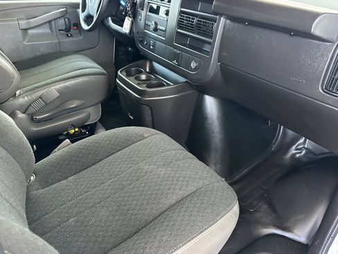 Certified 2025 Chevrolet Express 2500 w/ Driver Convenience Package RWD image 17