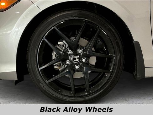 Certified 2025 Honda Civic Sport image 32
