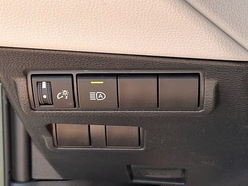 Used 2023 Toyota Corolla Cross LE w/ Moonroof Package AWD/4WD image 23