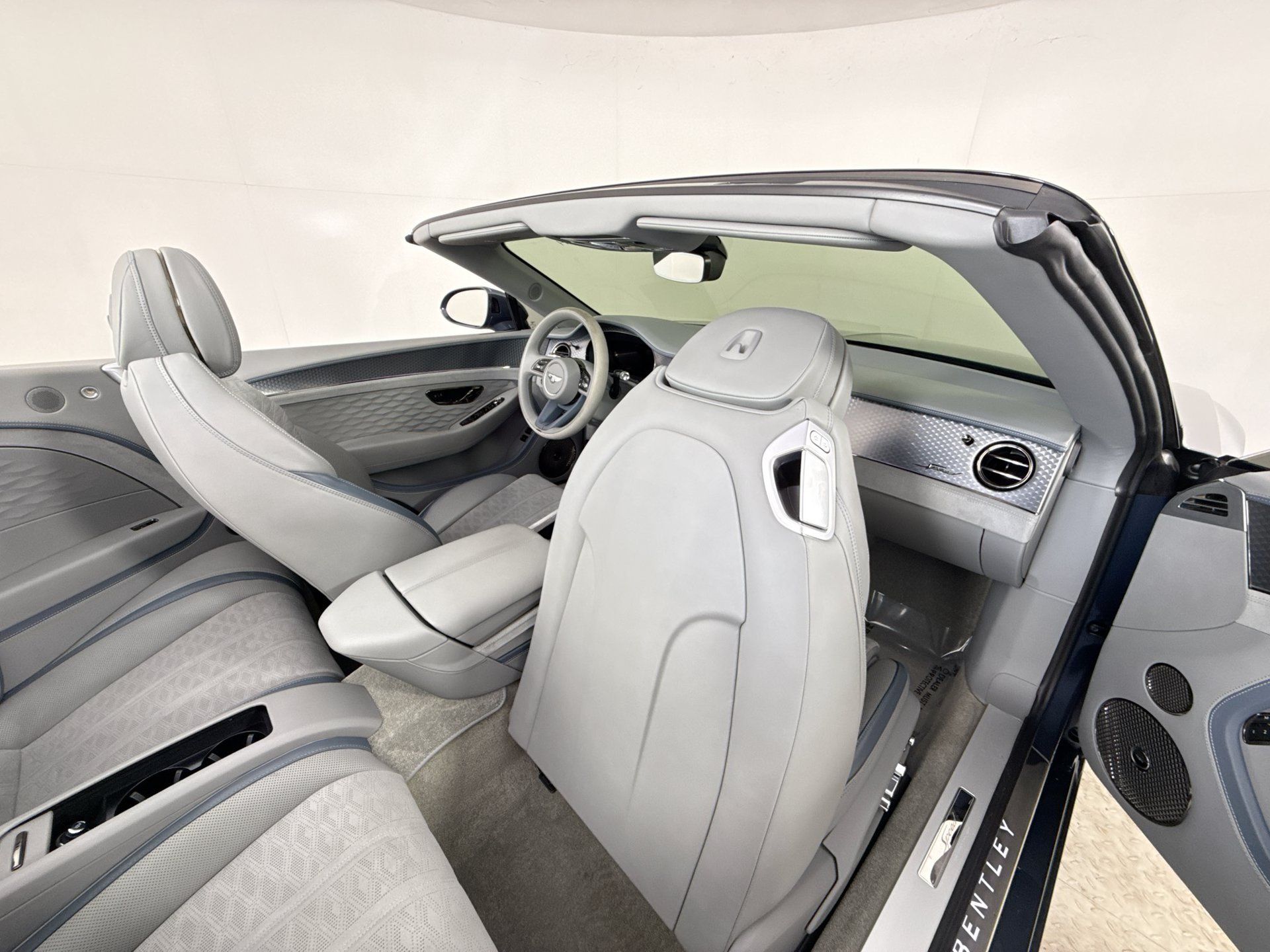 Used 2025 Bentley Continental GT Speed AWD/4WD image 24