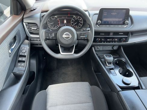 Used 2023 Nissan Rogue SV image 26