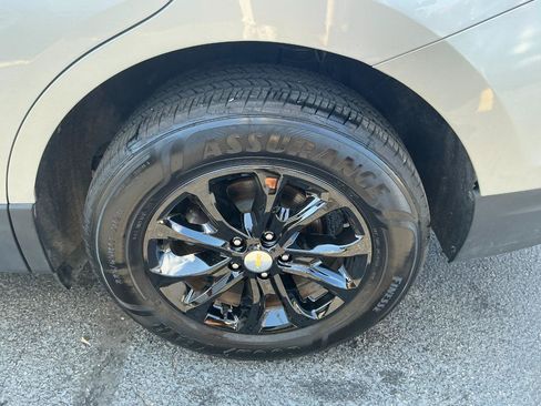 Used 2018 Chevrolet Equinox LS FWD image 6