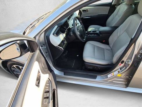 Used 2016 Toyota Avalon XLE Premium FWD image 15