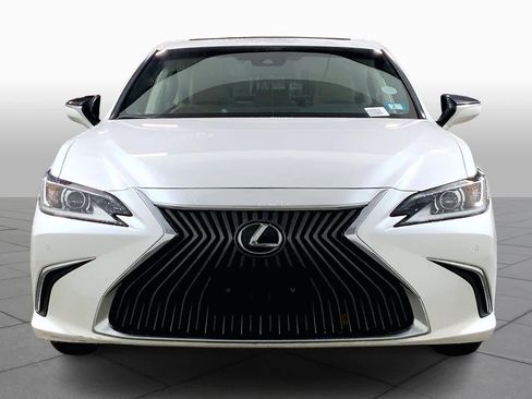 Used 2019 Lexus ES 350 image 4