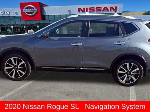 Used 2020 Nissan Rogue SL w/ Premium Package image 6