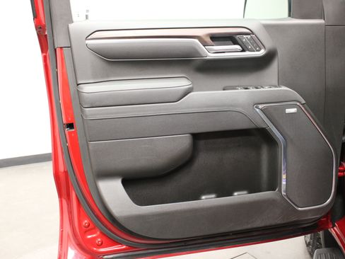 Used 2025 GMC Sierra 1500 SLT w/ SLT Premium Plus Package image 20