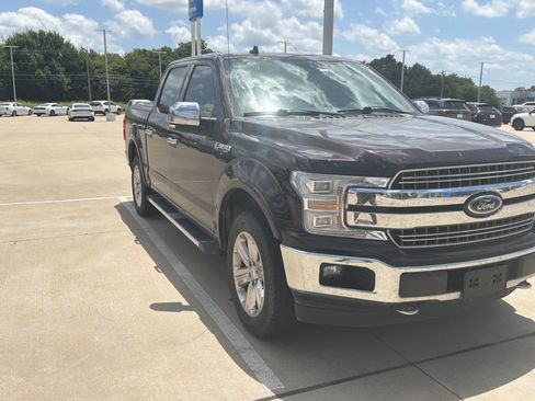 Used 2018 Ford F150 Lariat w/ Equipment Group 502A Luxury AWD/4WD image 8