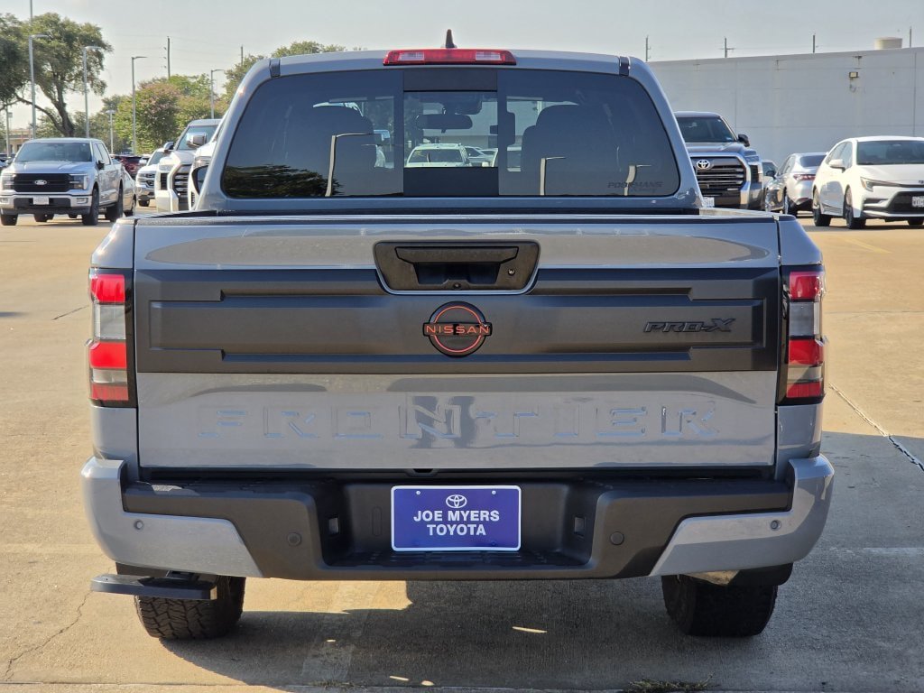 Used 2025 Nissan Frontier Pro-X RWD image 8
