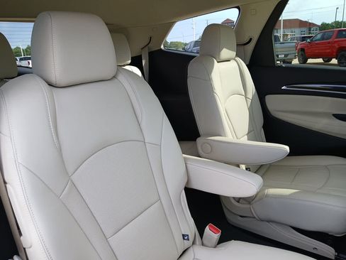 Used 2023 Buick Enclave Essence FWD image 55