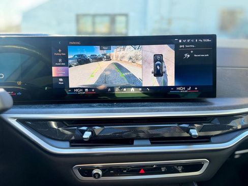 Used 2024 BMW X5 xDrive40i image 15