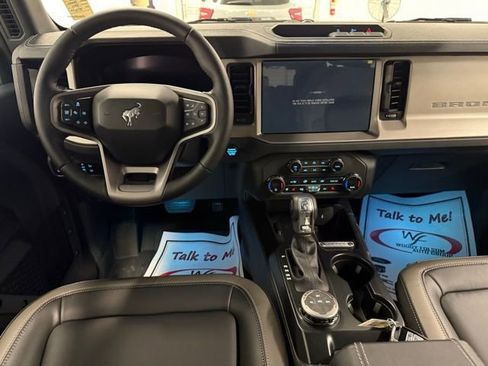 New 2025 Ford Bronco Outer Banks image 18