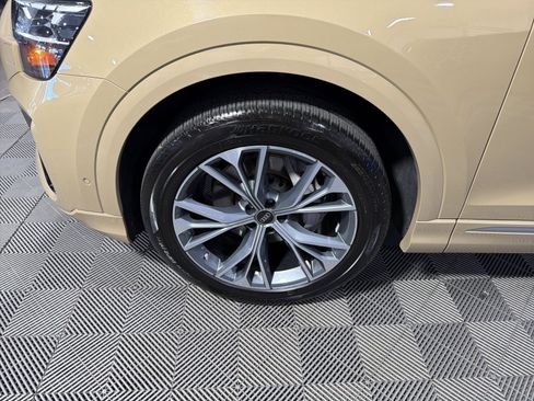 Used 2025 Audi Q8 Premium Plus image 22