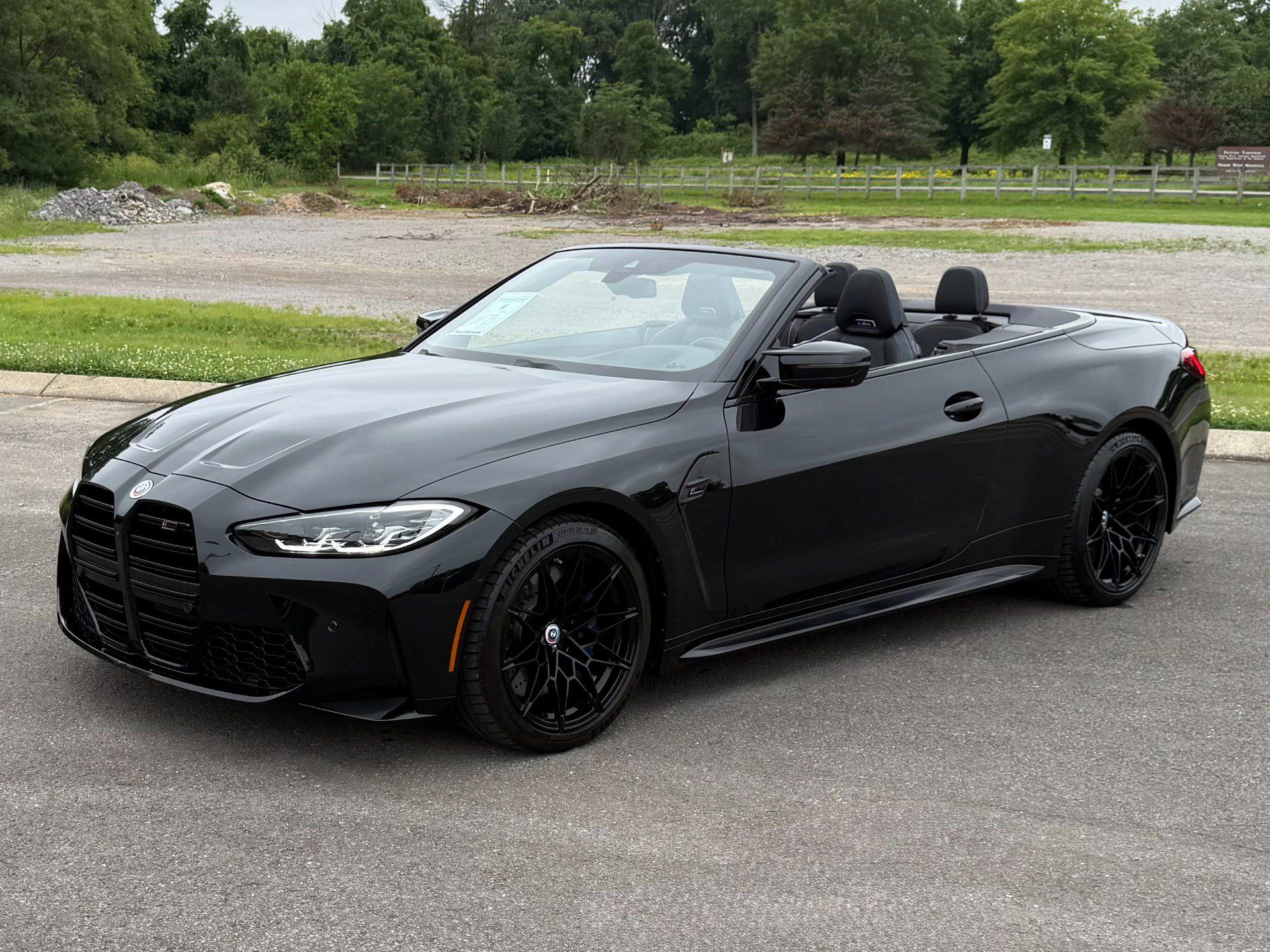 Used 2023 BMW M4 xDrive Competition w/ Executive Package AWD/4WD image 2