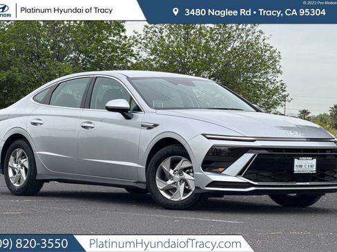 New 2026 Hyundai Sonata SE FWD image 1