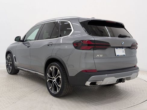 Certified 2024 BMW X5 xDrive40i w/ Premium Package image 3