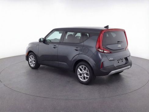 Used 2023 Kia Soul LX w/ Option Group 015 FWD image 6