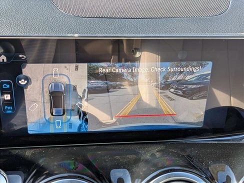 New 2026 Mercedes-Benz GLB 250 image 12