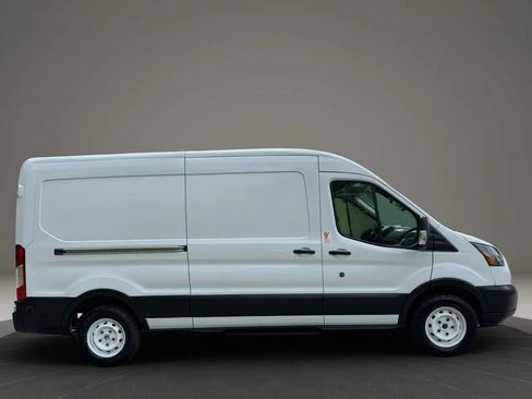 Used 2019 Ford Transit 150 148 Medium Roof RWD image 8