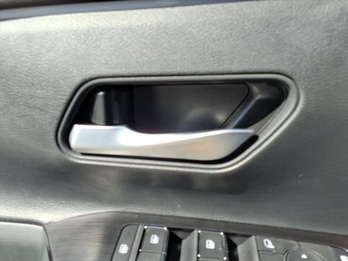 New 2026 Nissan Kicks SR w/ SR Premium Package image 17