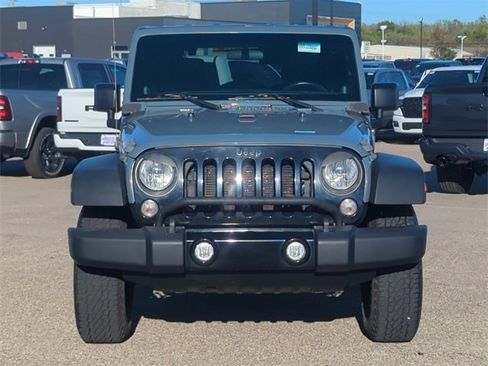 Used 2014 Jeep Wrangler Sport image 8