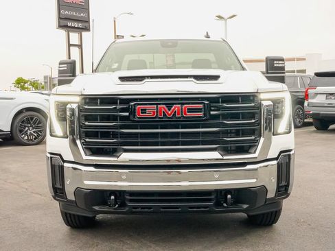 New 2026 GMC Sierra 2500 Pro w/ 1SA Pro Safety Plus Package AWD/4WD image 23